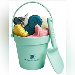 Mint Green Kids California Beach Co Silicone Beach bucket w/ toys New